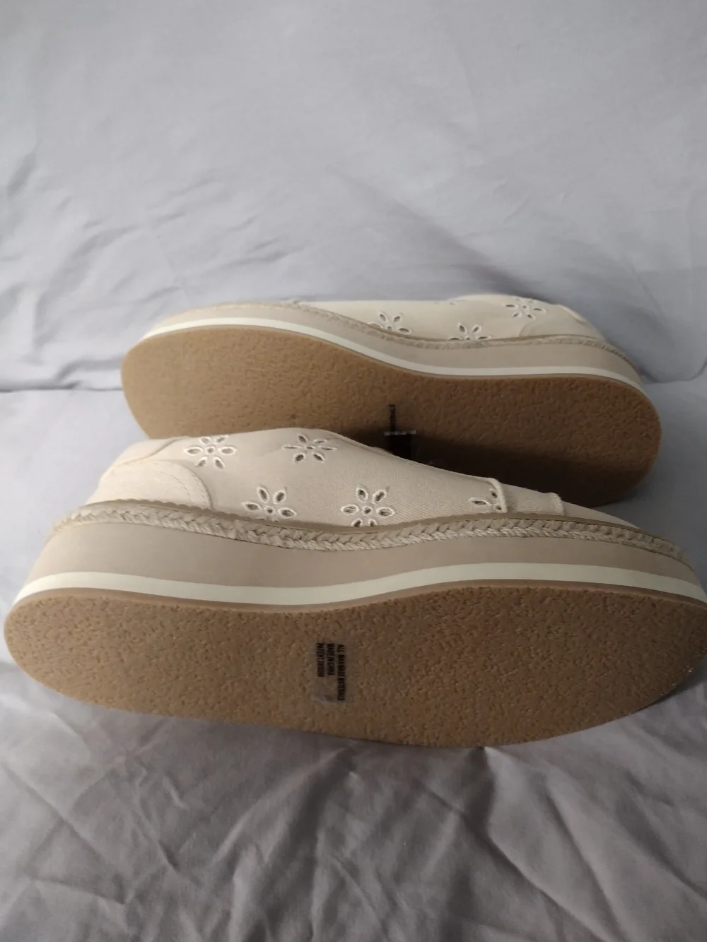 Dolce Vita Cream Platform Lace-Up Sneakers 6.5 Canvas